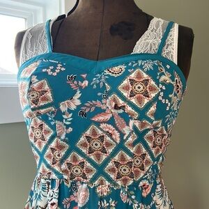 Xhilaration sz sm maxi dress adjustable straps tube top back bralette top paisly